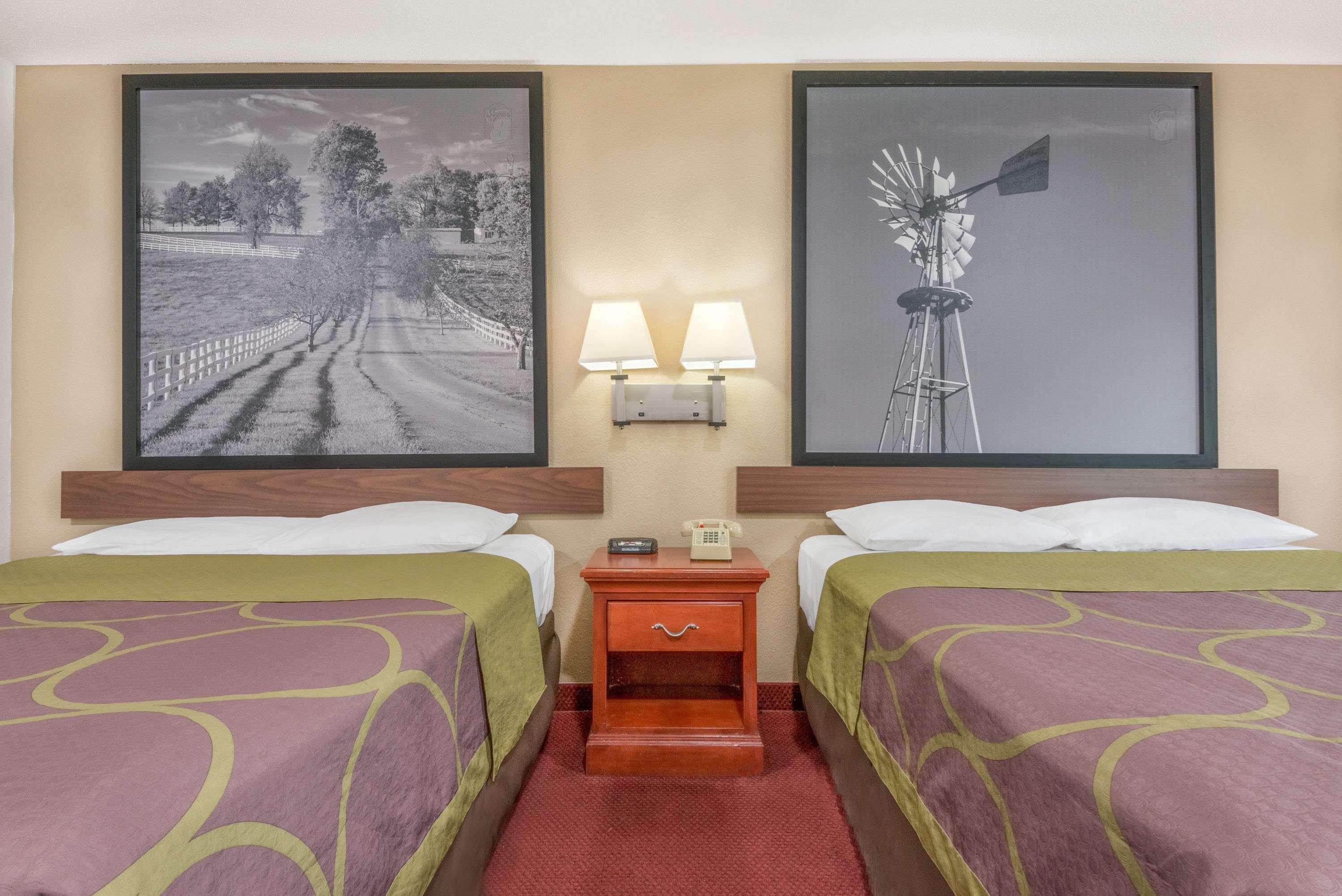 Super 8 By Wyndham Vincennes Motel Dış mekan fotoğraf