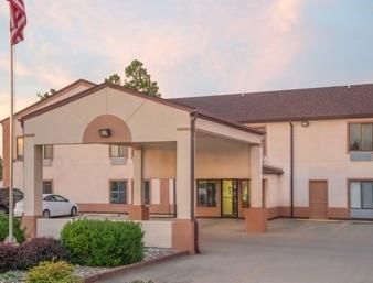 Super 8 By Wyndham Vincennes Motel Dış mekan fotoğraf